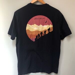 Men’s Eddie Bauer Tee - Hiking Mountain Graphic - Black - Size Medium